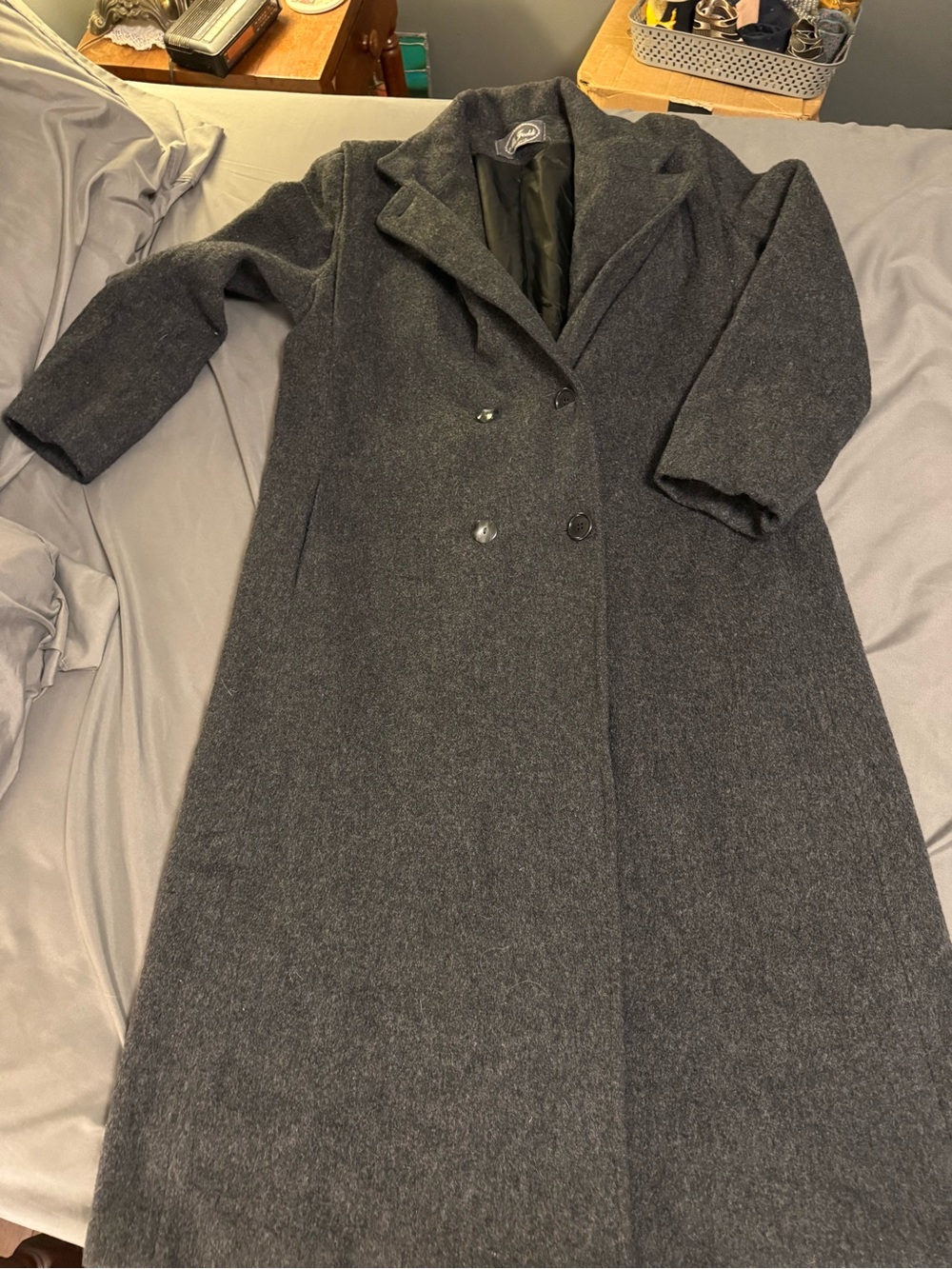 Vintage Ms. Freddi women’s gray wool blend long overcoat button front USA M